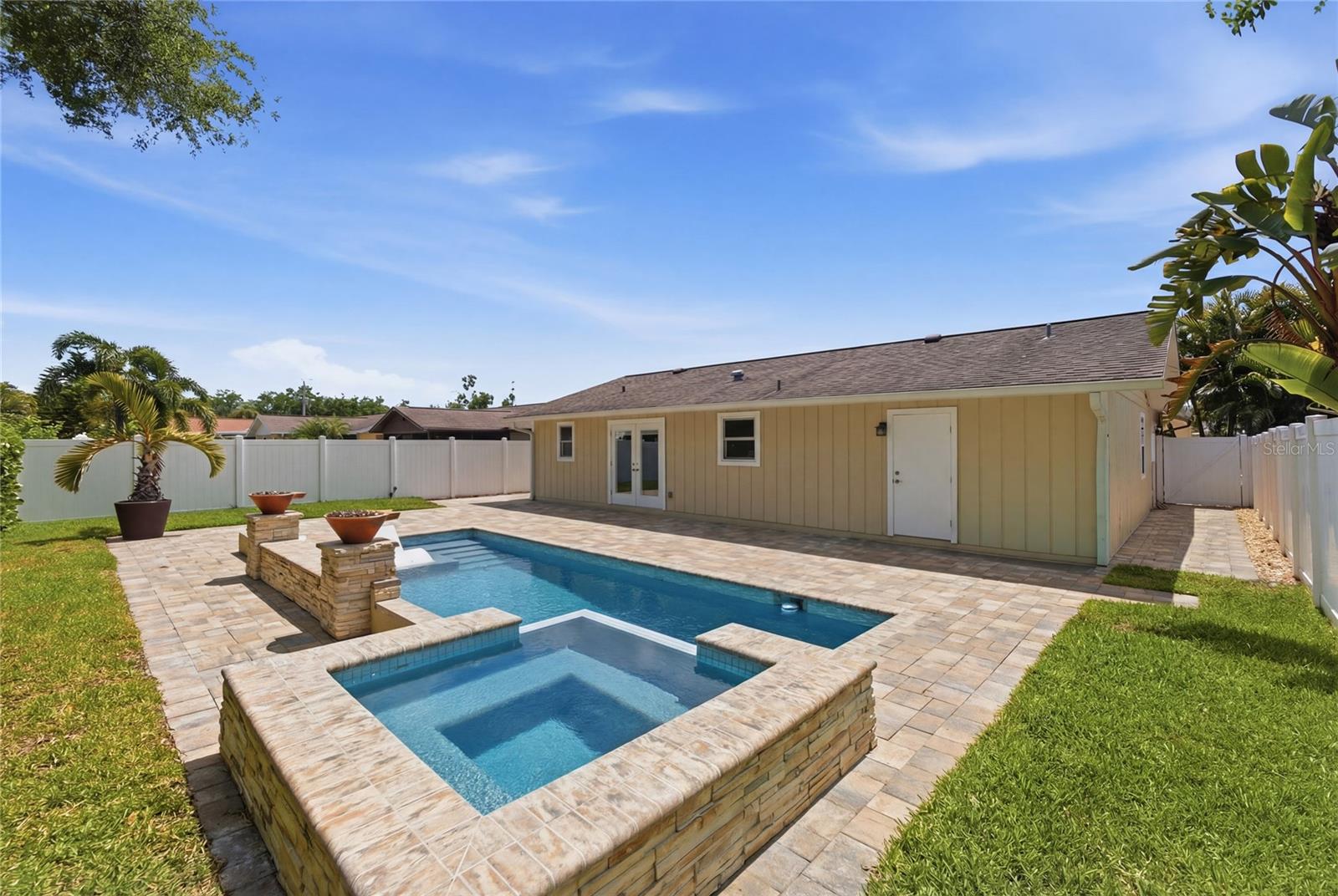 CARLENTINI - Residential