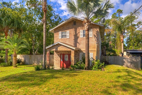 Photo of 1950 9th Avenue, Deland, FL 32724 (MLS # V4951927)