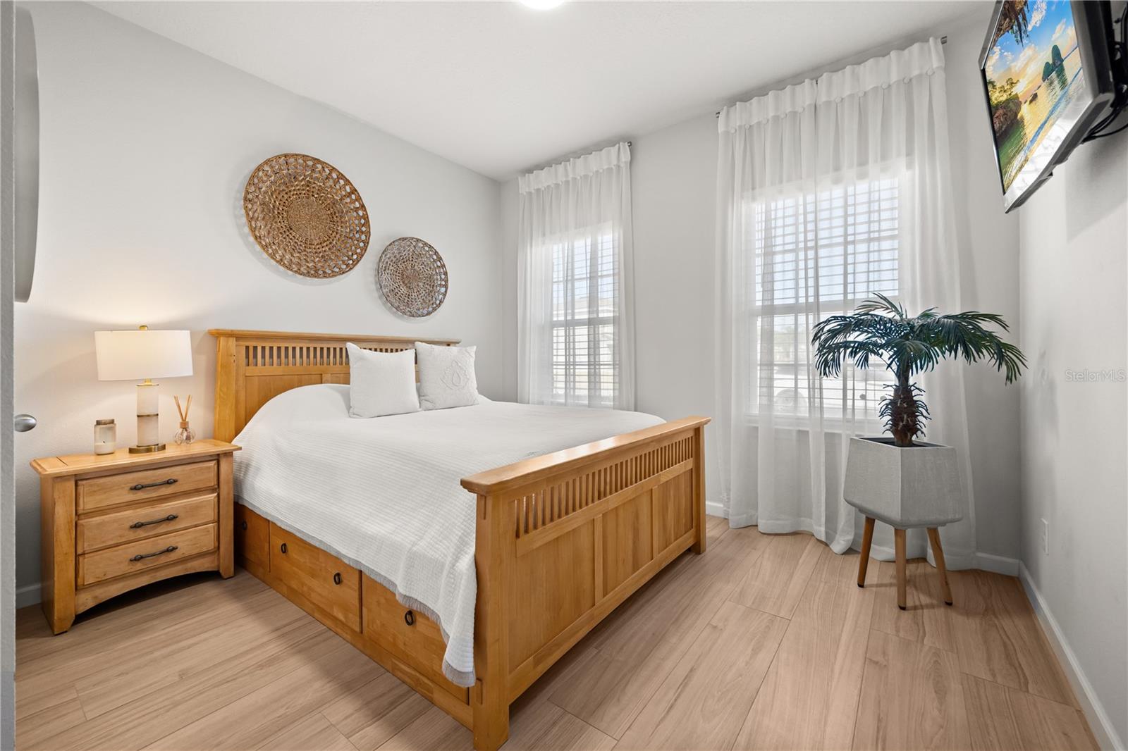 KENSINGTON RESERVE PH II - Residential