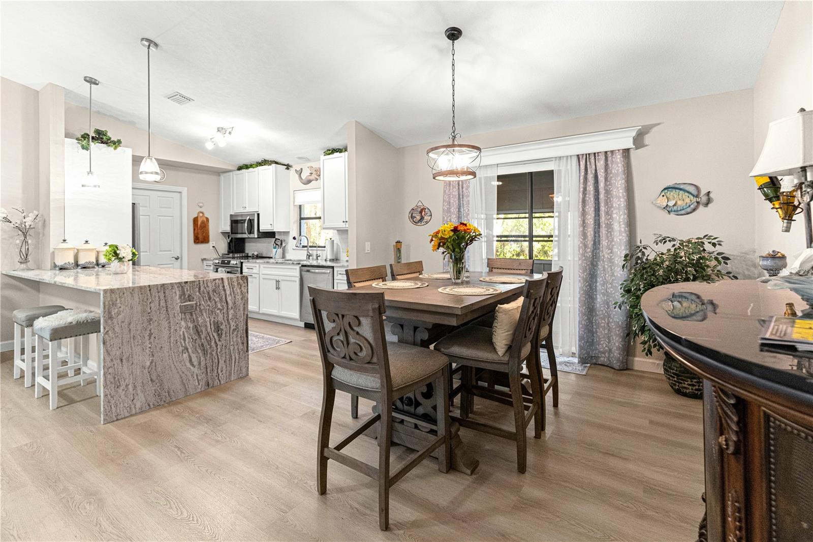 CITRUS HILLS - Residential