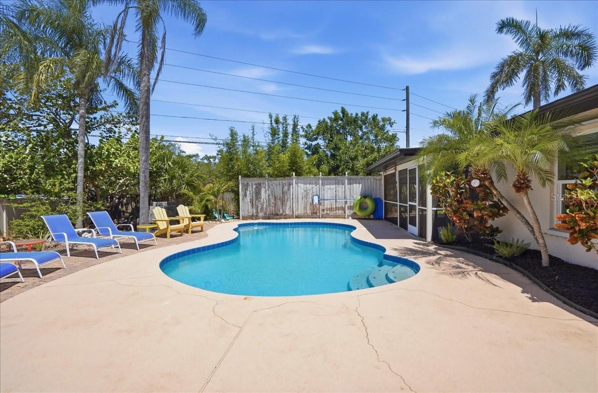 LAKE ST GEORGE-UNIT 1 - Residential