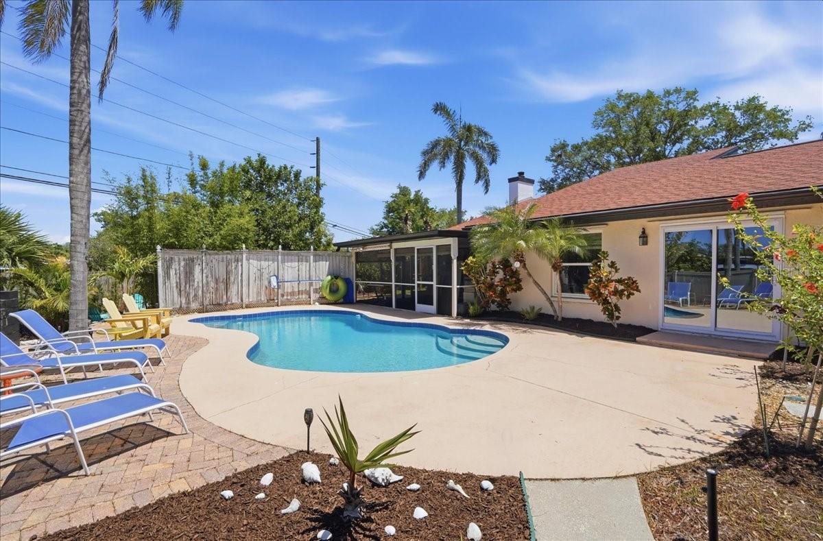 LAKE ST GEORGE-UNIT 1 - Residential