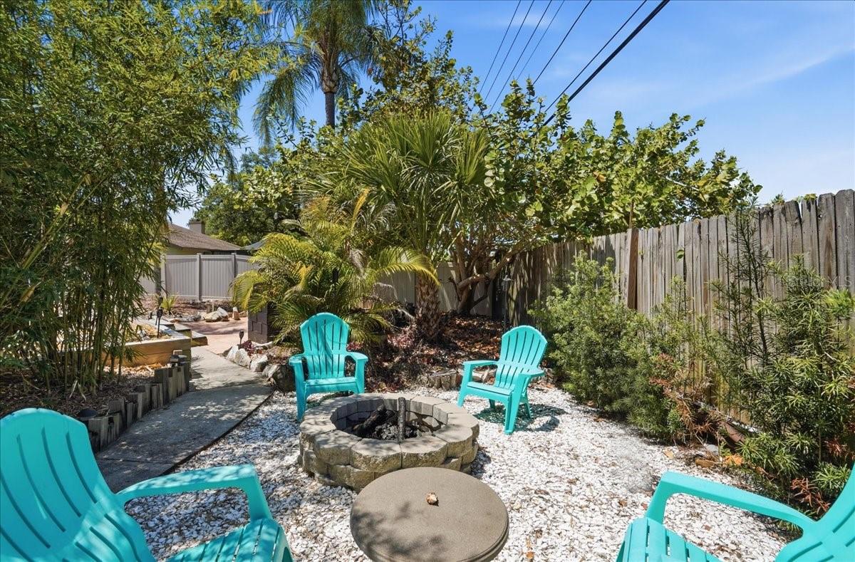 LAKE ST GEORGE-UNIT 1 - Residential