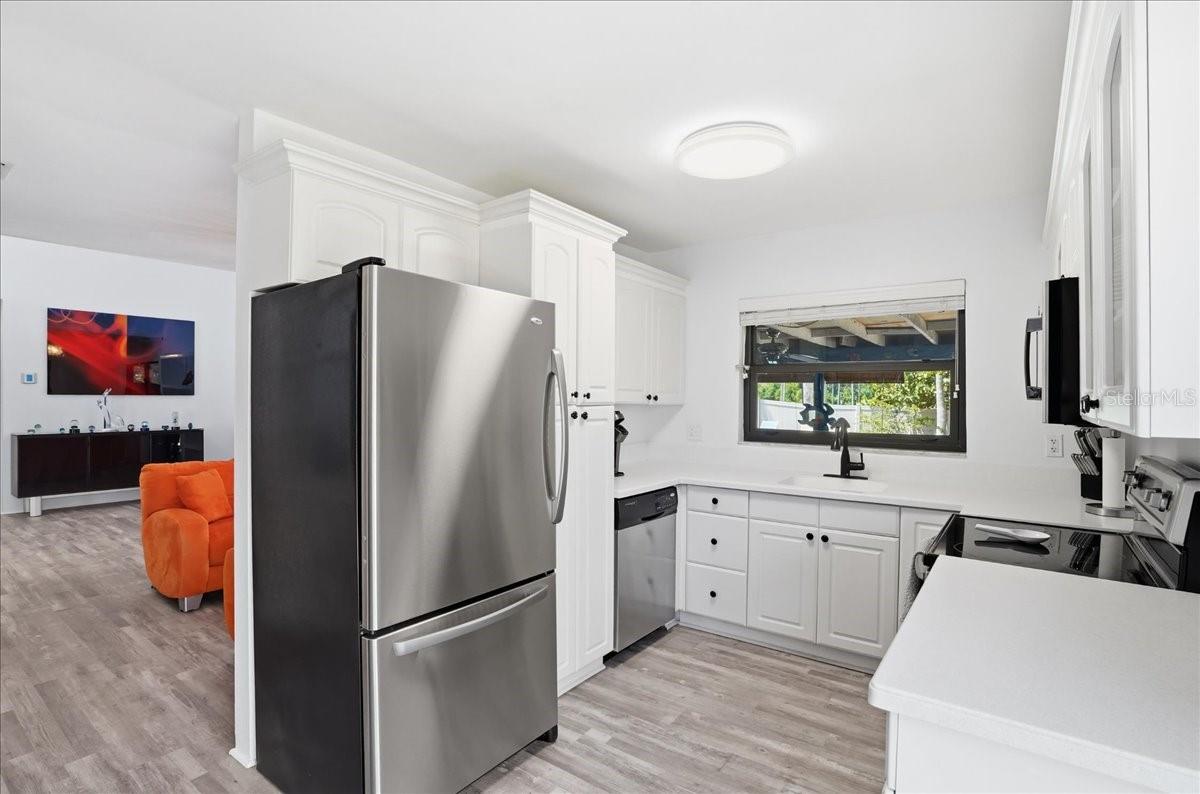 LAKE ST GEORGE-UNIT 1 - Residential