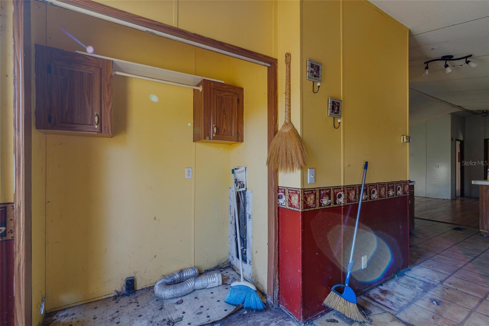 WESTWOOD ACRES SOUTH - Residential