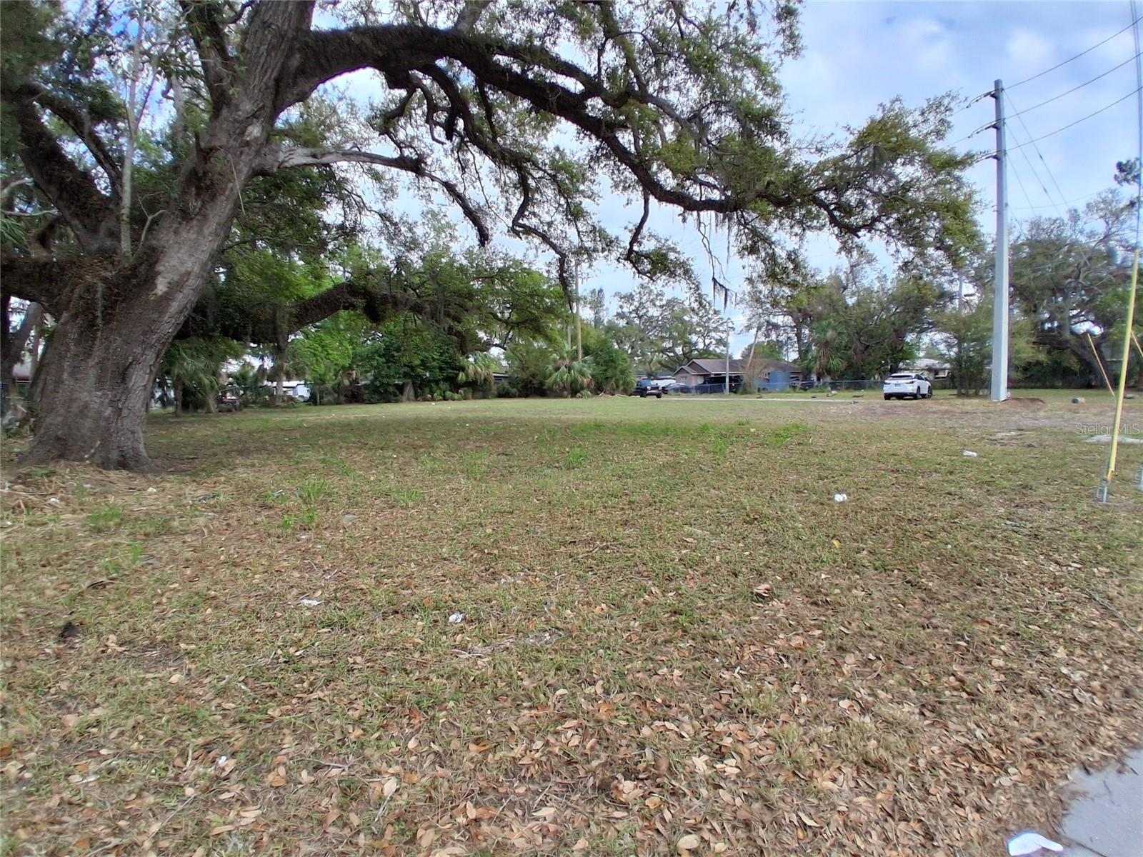 C H DAVIS RIVER FRONT RESUBDIVIDED - Land