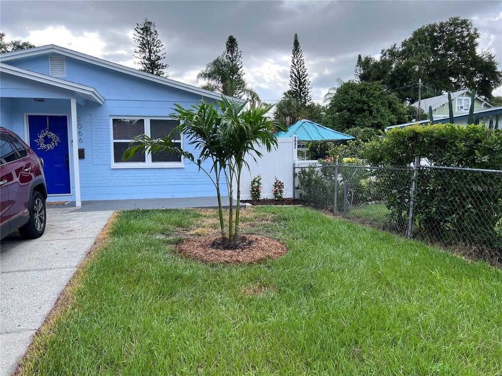 Photo of 3066 8th Street N, St Petersburg, FL 33704 (MLS # O6350173)