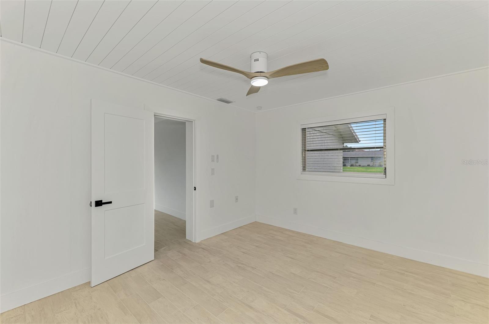 SOUTH VENICE - Residential