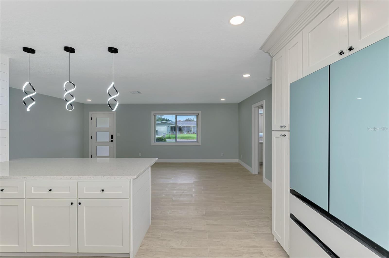 SOUTH VENICE - Residential