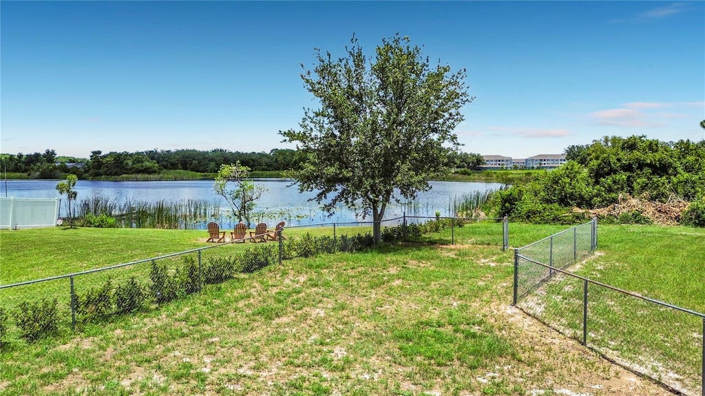 Photo of 210 Robbins Rest Circle, Davenport, FL 33896 (MLS # O6419891)