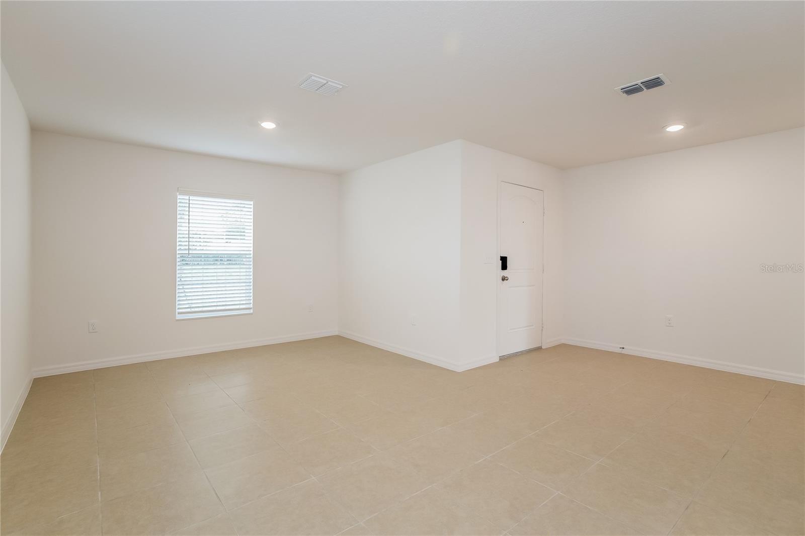 RIDGE AT SWAN LAKE - Residential Lease