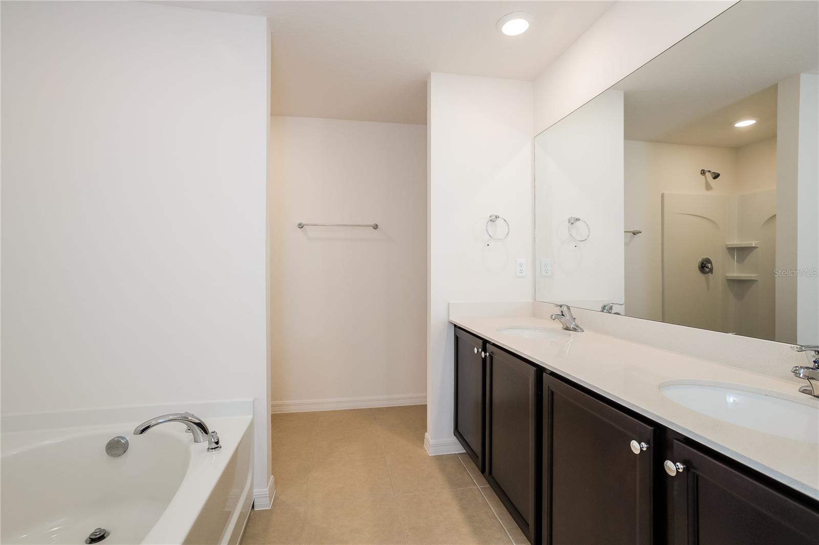 RIDGE AT SWAN LAKE - Residential Lease