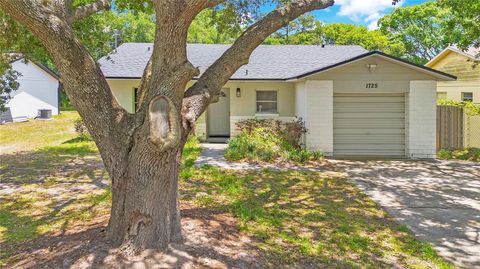 Photo of 1725 California Avenue, Saint Cloud, FL 34769 (MLS # S5150113)