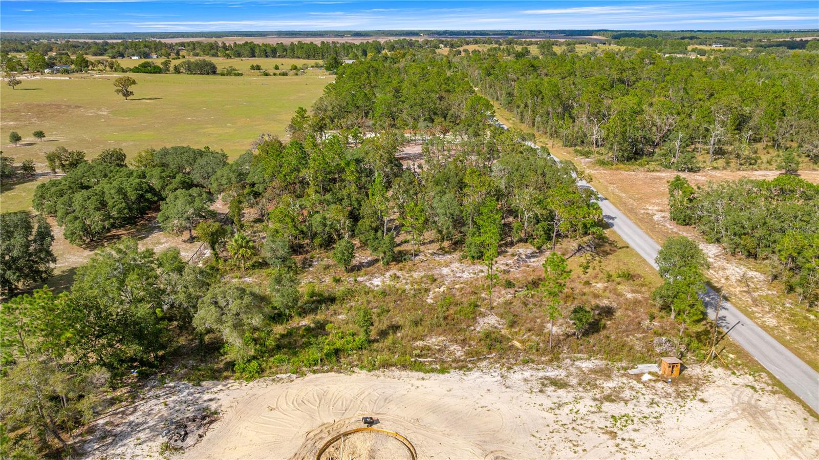 RAINBOW LAKES ESTATE - Land