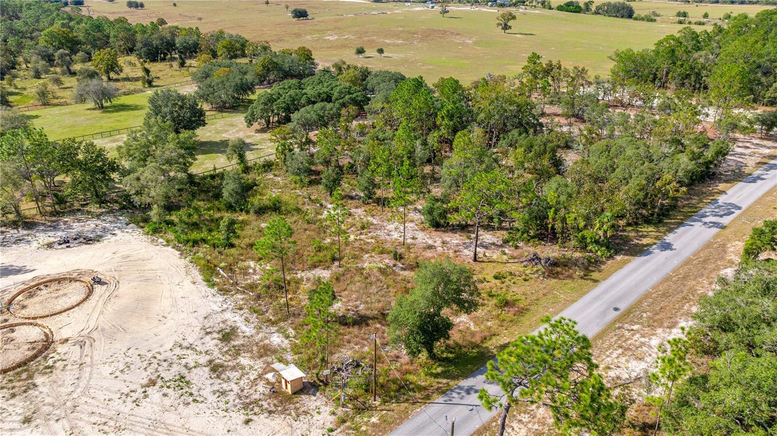 RAINBOW LAKES ESTATE - Land