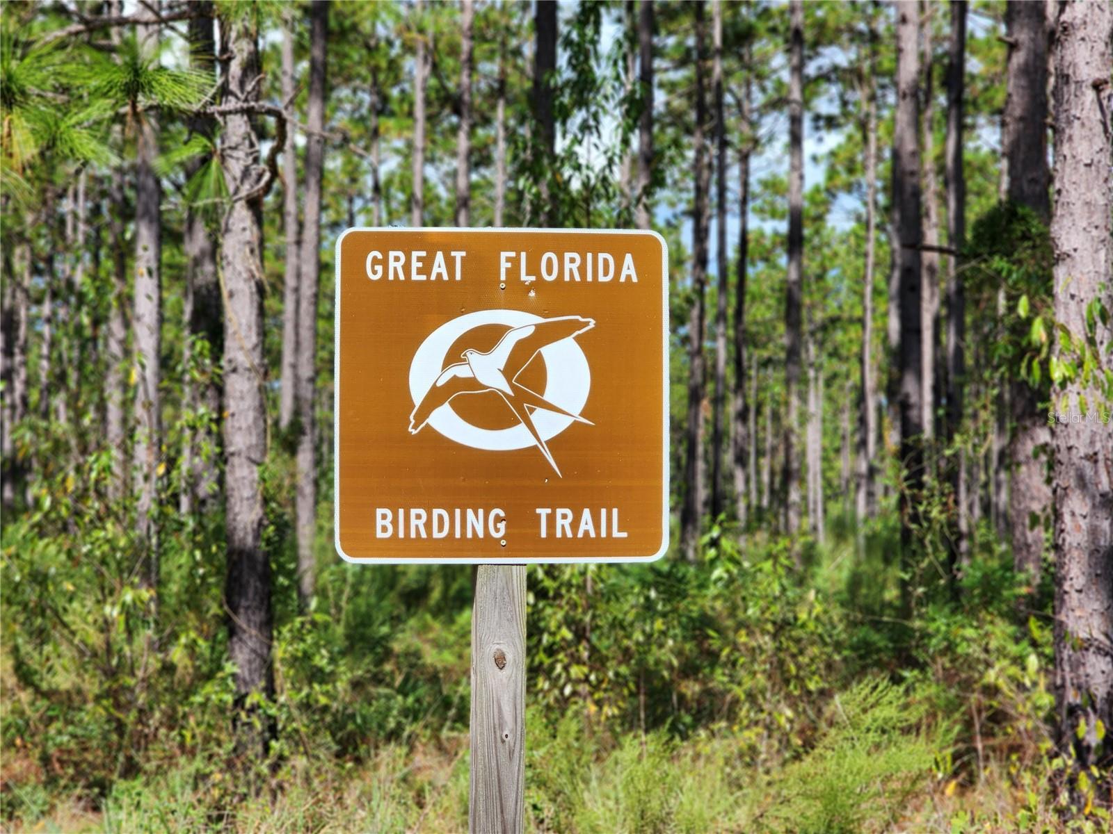 RAINBOW LAKES ESTATE - Land