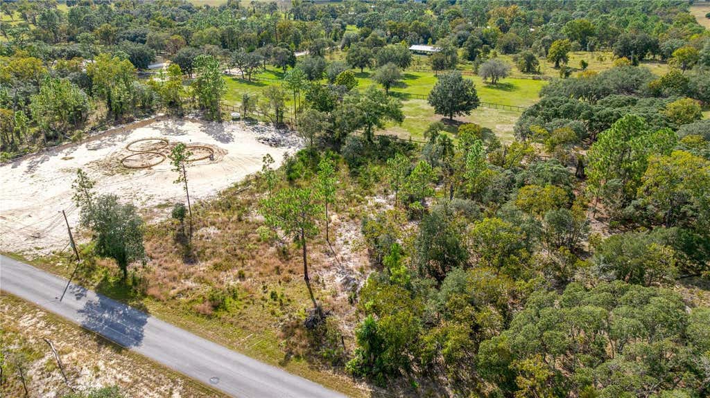 Photo of 10 SE 125th Court, Dunnellon, FL 34431 (MLS # OM710698)