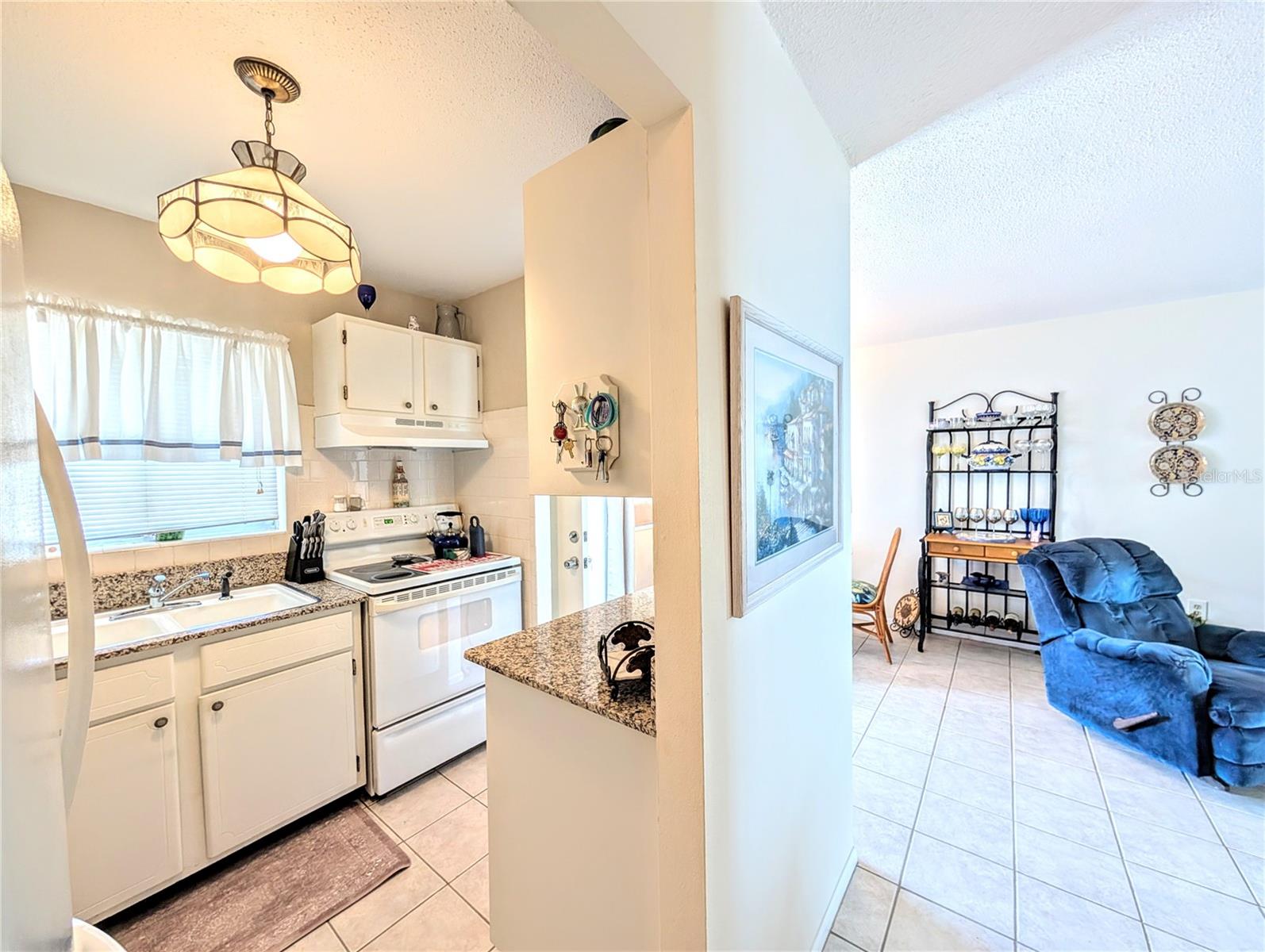 THE FOURTH BAYSHORE - Residential