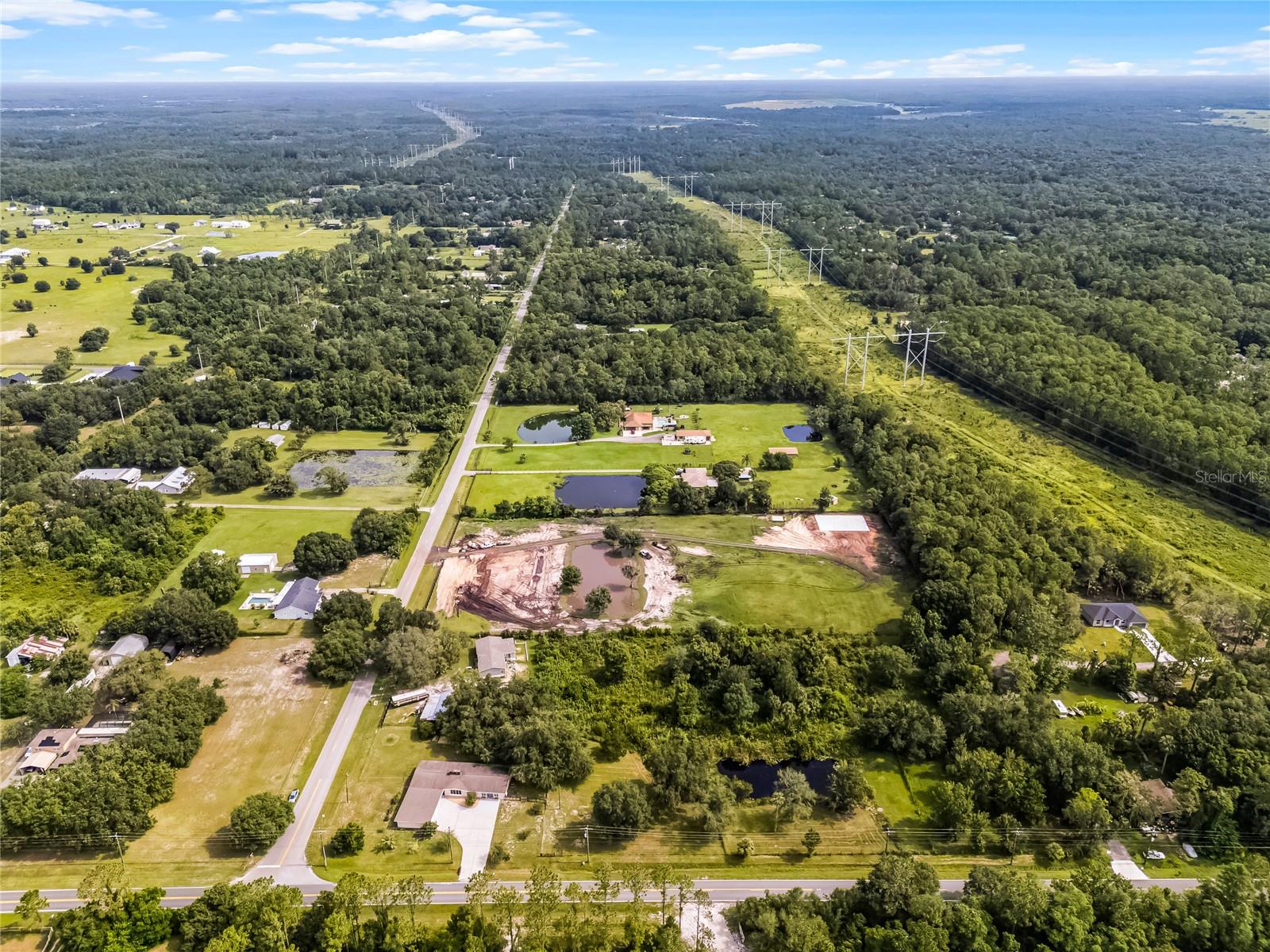 LAKE HARNEY ACRETTES - Residential