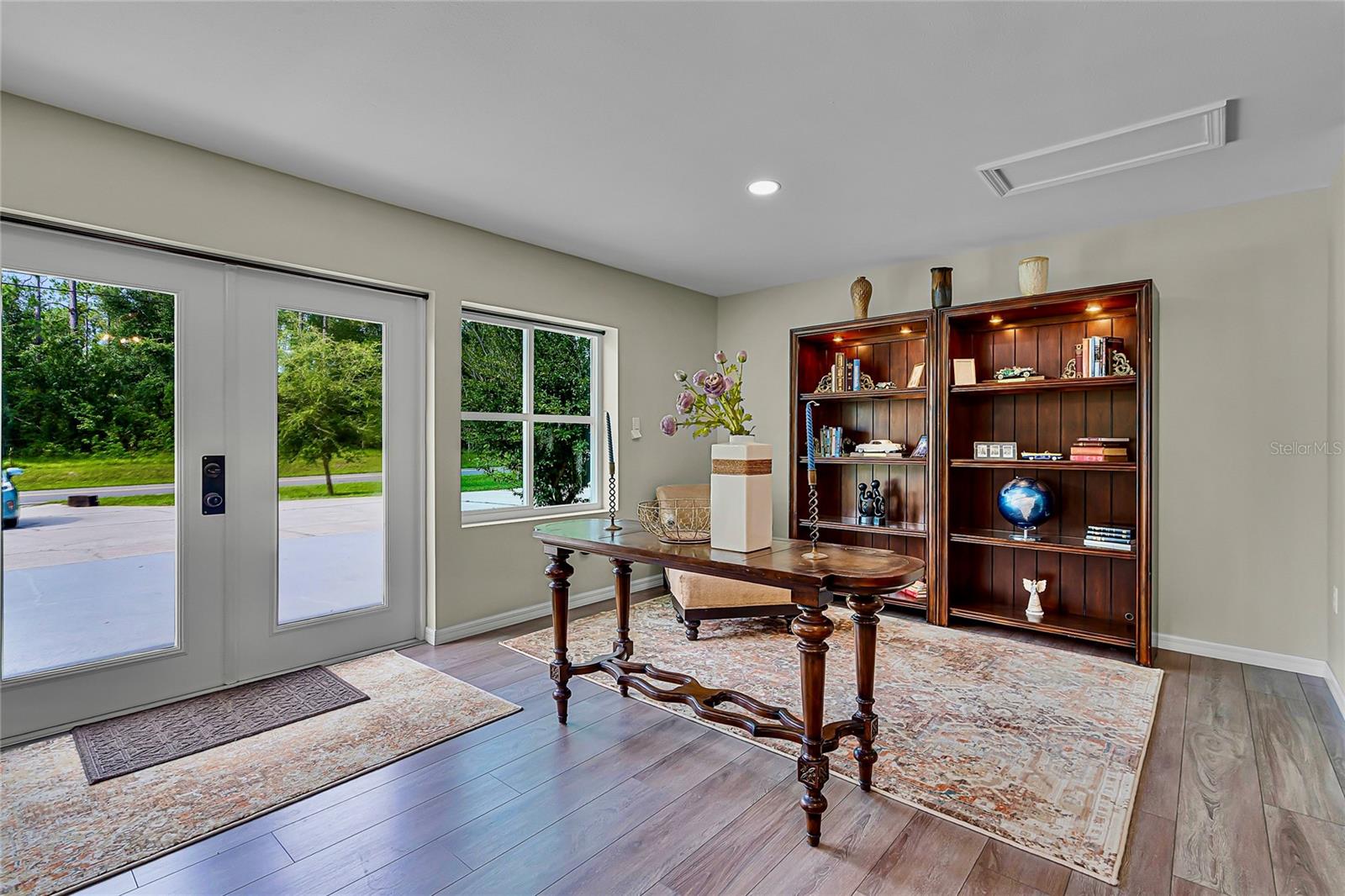 1200 LAKE HARNEY ROAD