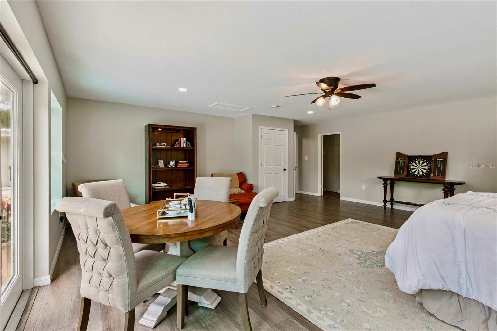 LAKE HARNEY ACRETTES - Residential