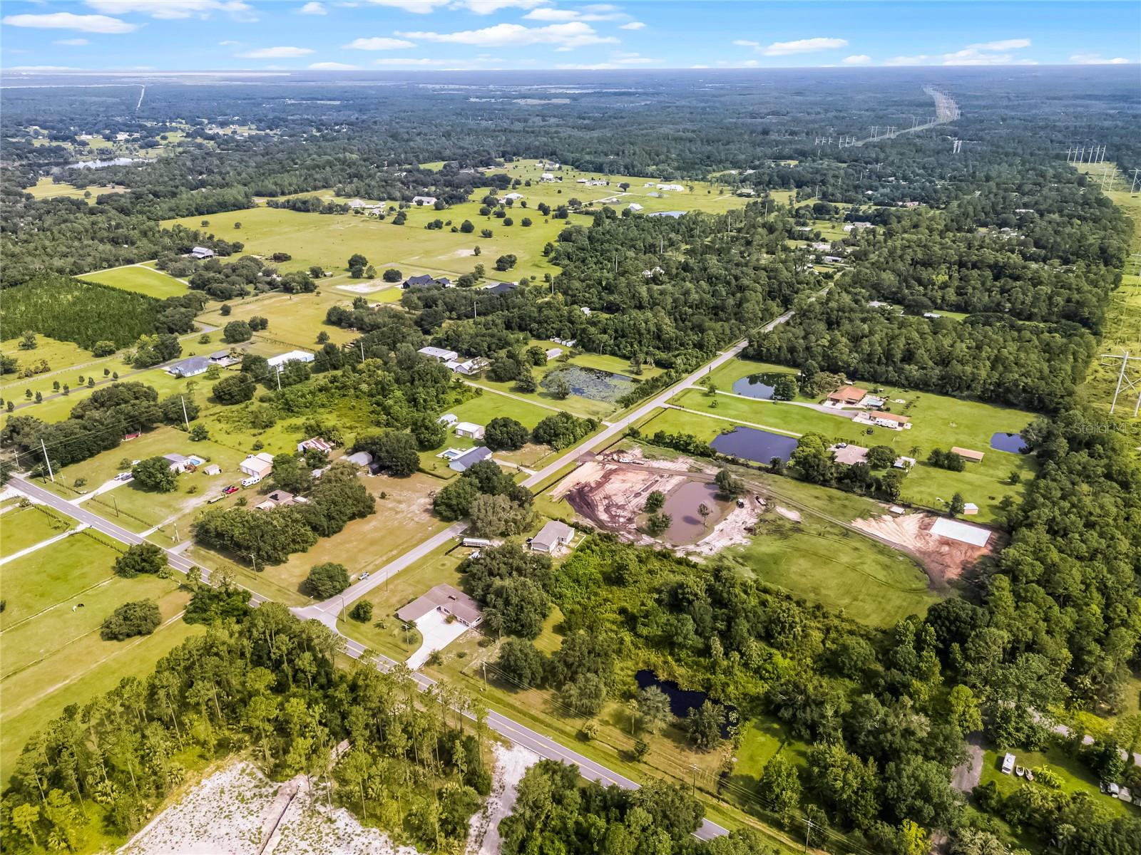 LAKE HARNEY ACRETTES - Residential