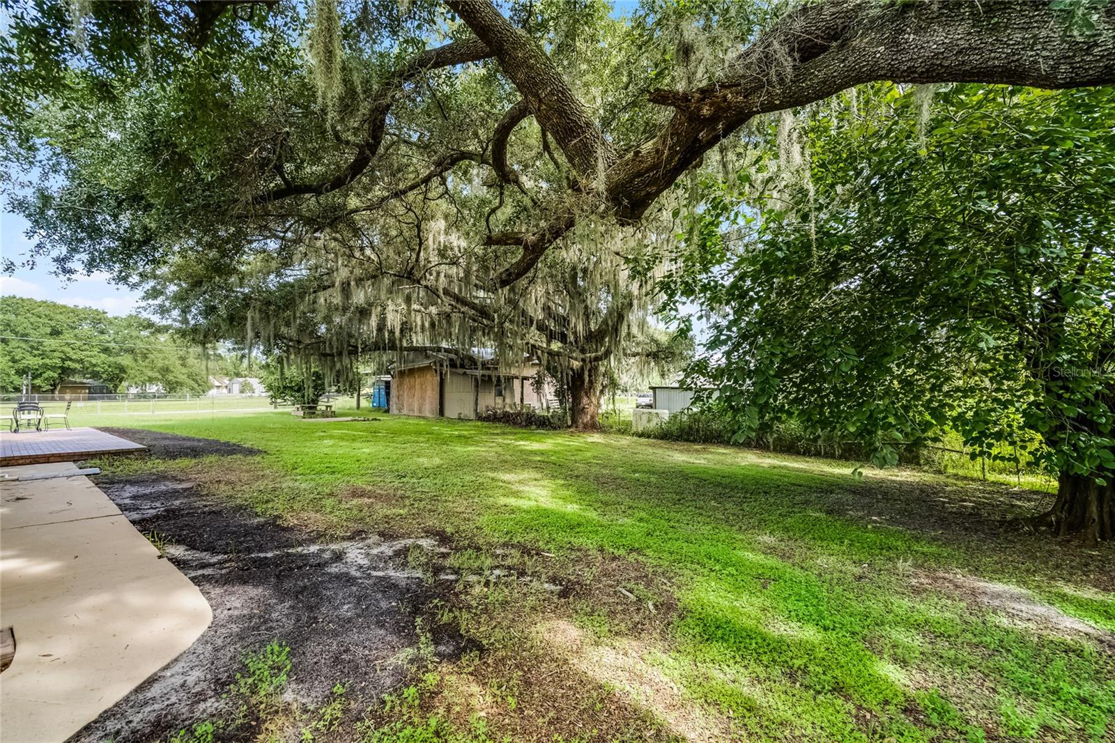 LAKE HARNEY ACRETTES - Residential