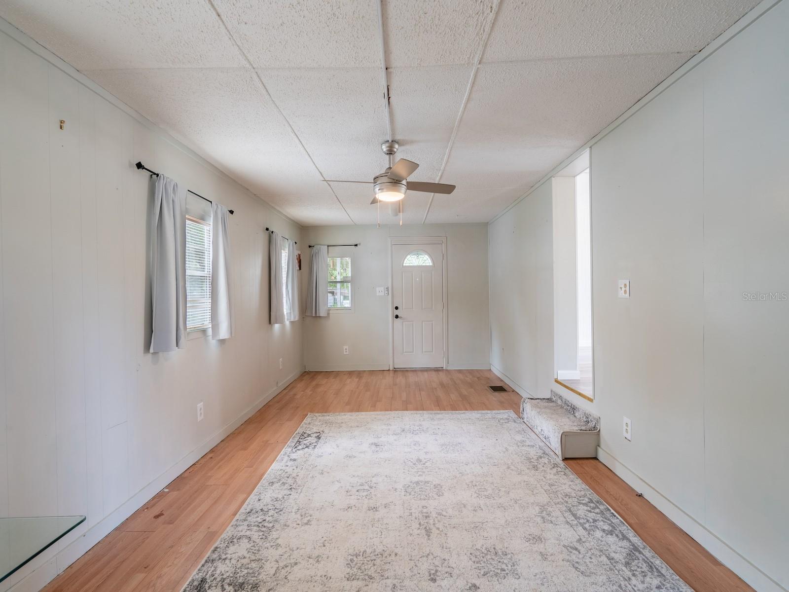KERR BREEZY SHORES - Residential