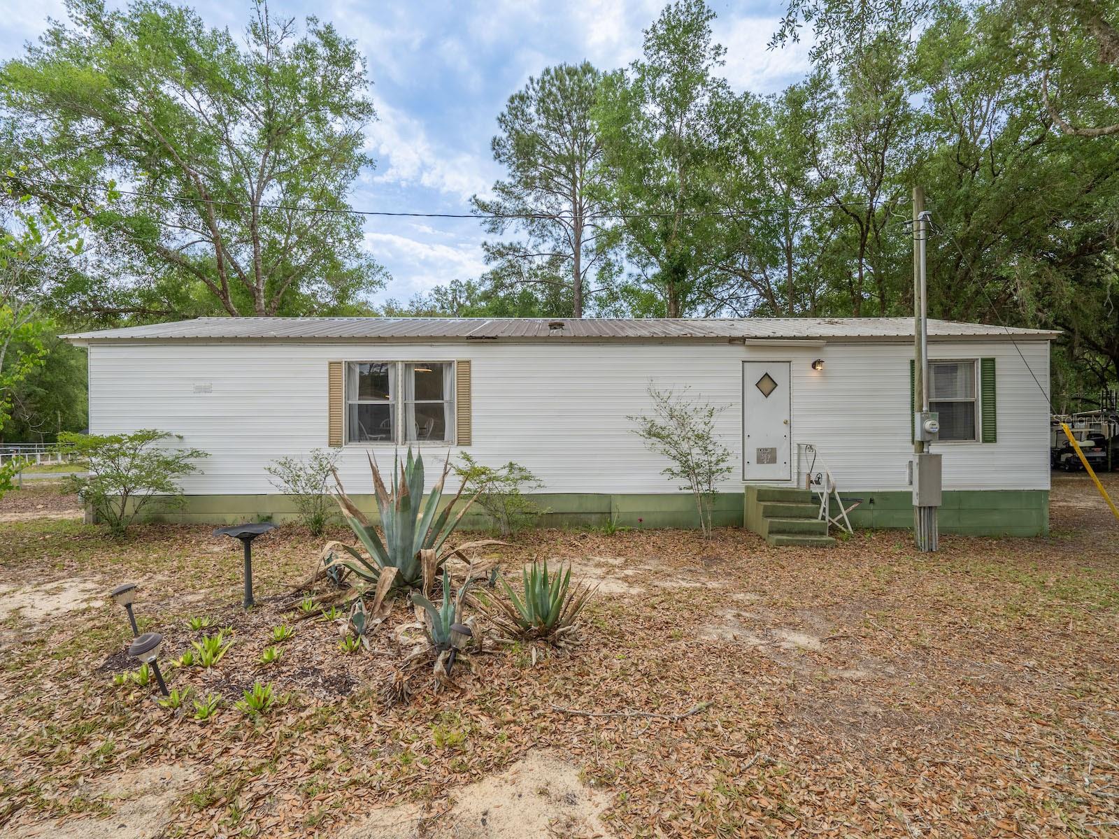 KERR BREEZY SHORES - Residential