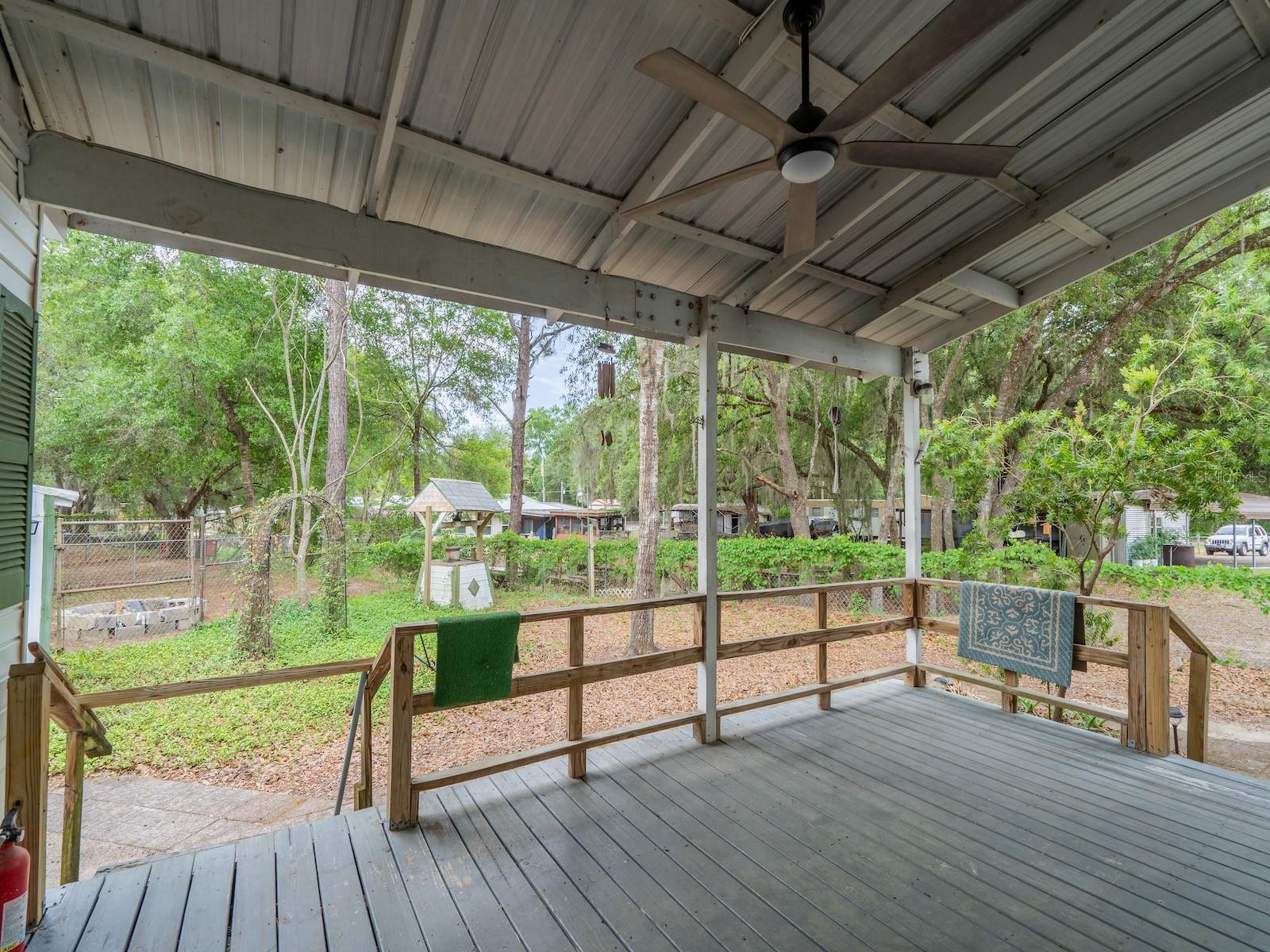 KERR BREEZY SHORES - Residential