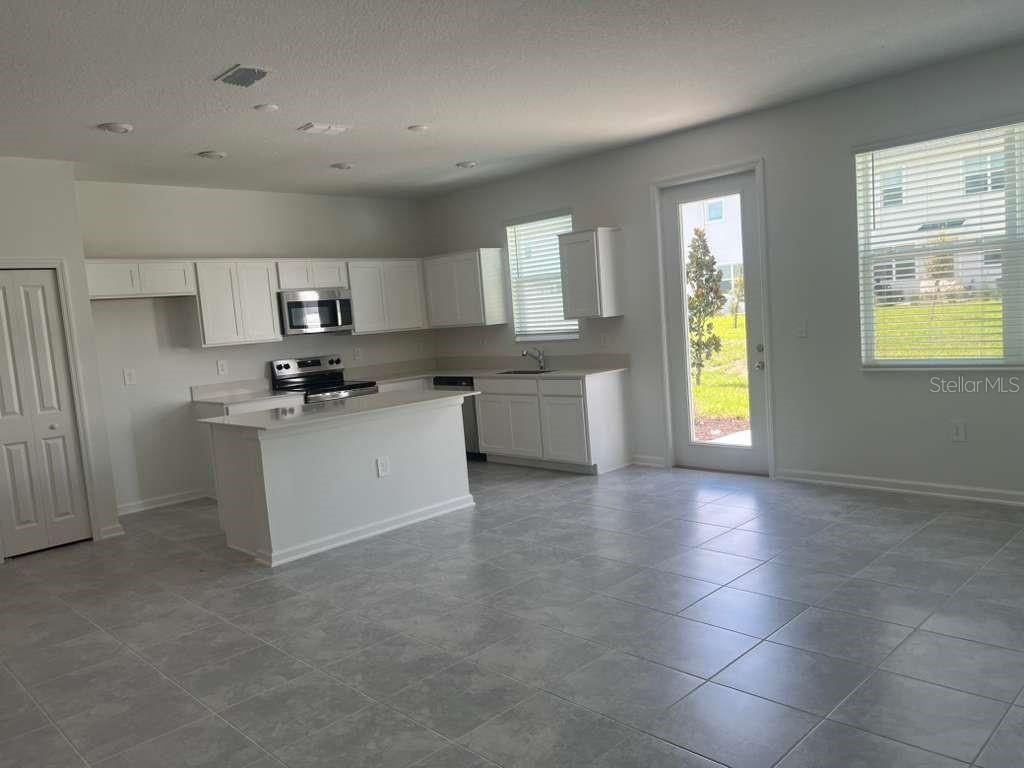 Photo of 130 Nine Iron Drive, Davenport, FL 33896 (MLS # S5137708)