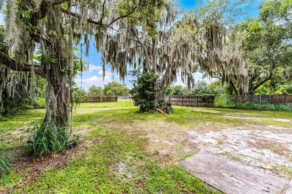Photo of 770 W Webster Avenue #REAR LOT, Winter Park, FL 32789 (MLS # O6323647)