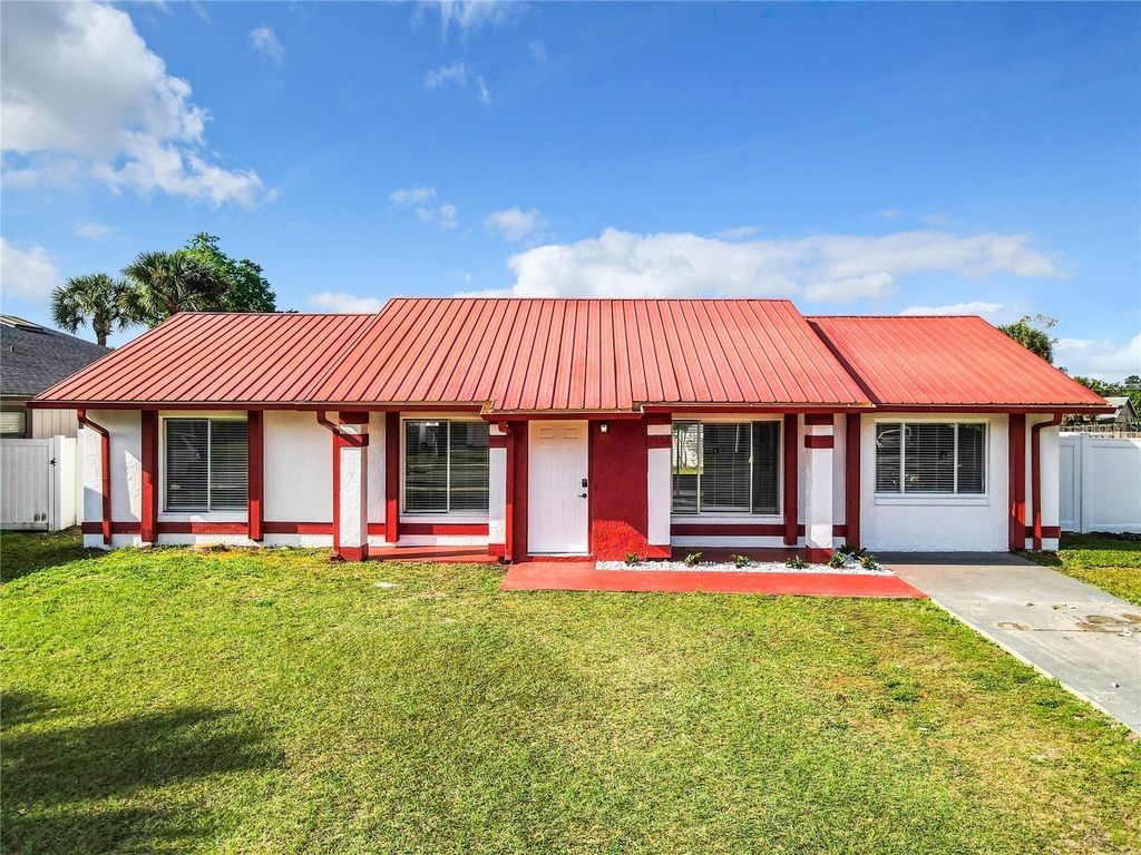 Photo of 11320 Bingham Court, Orlando, FL 32837 (MLS # S5143371)