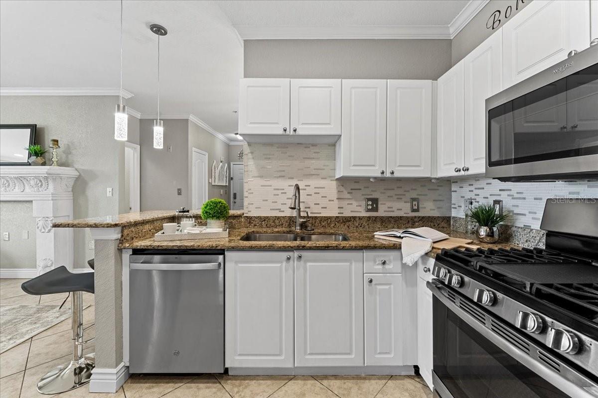 GRAND VENEZIA AT BAYWATCH CONDO - Residential