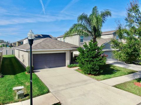 A home in WIMAUMA