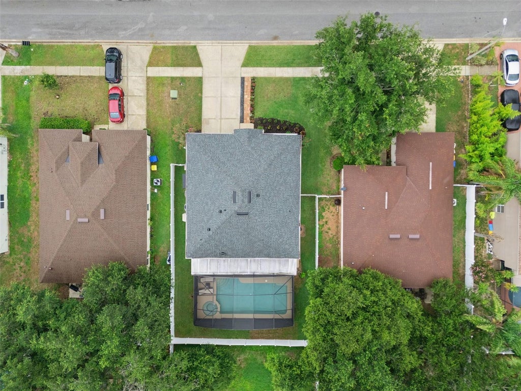 Photo of 2333 Foxtree Road, Tavares, FL 32778 (MLS # O6427136)