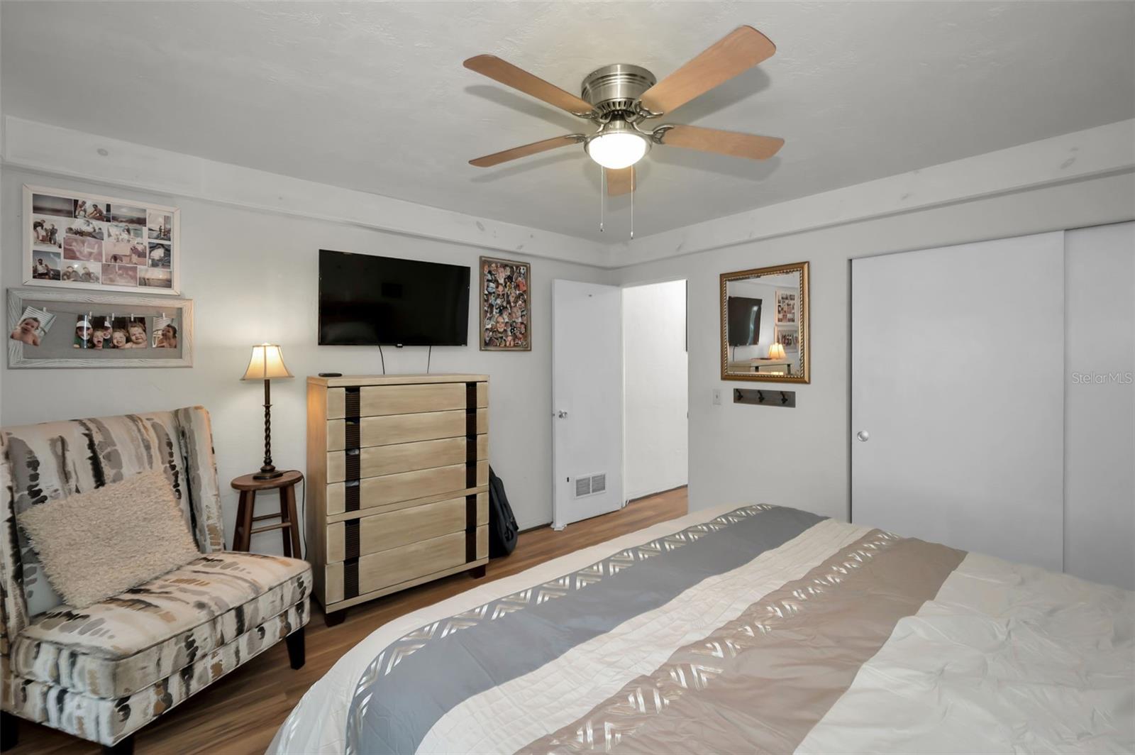 CLEARVIEW OAKS PARADISE - Residential