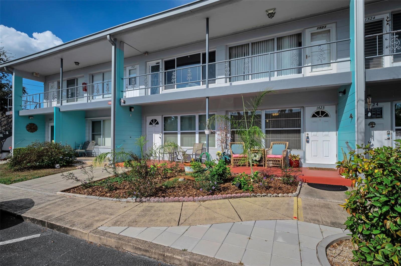 CLEARVIEW OAKS PARADISE - Residential