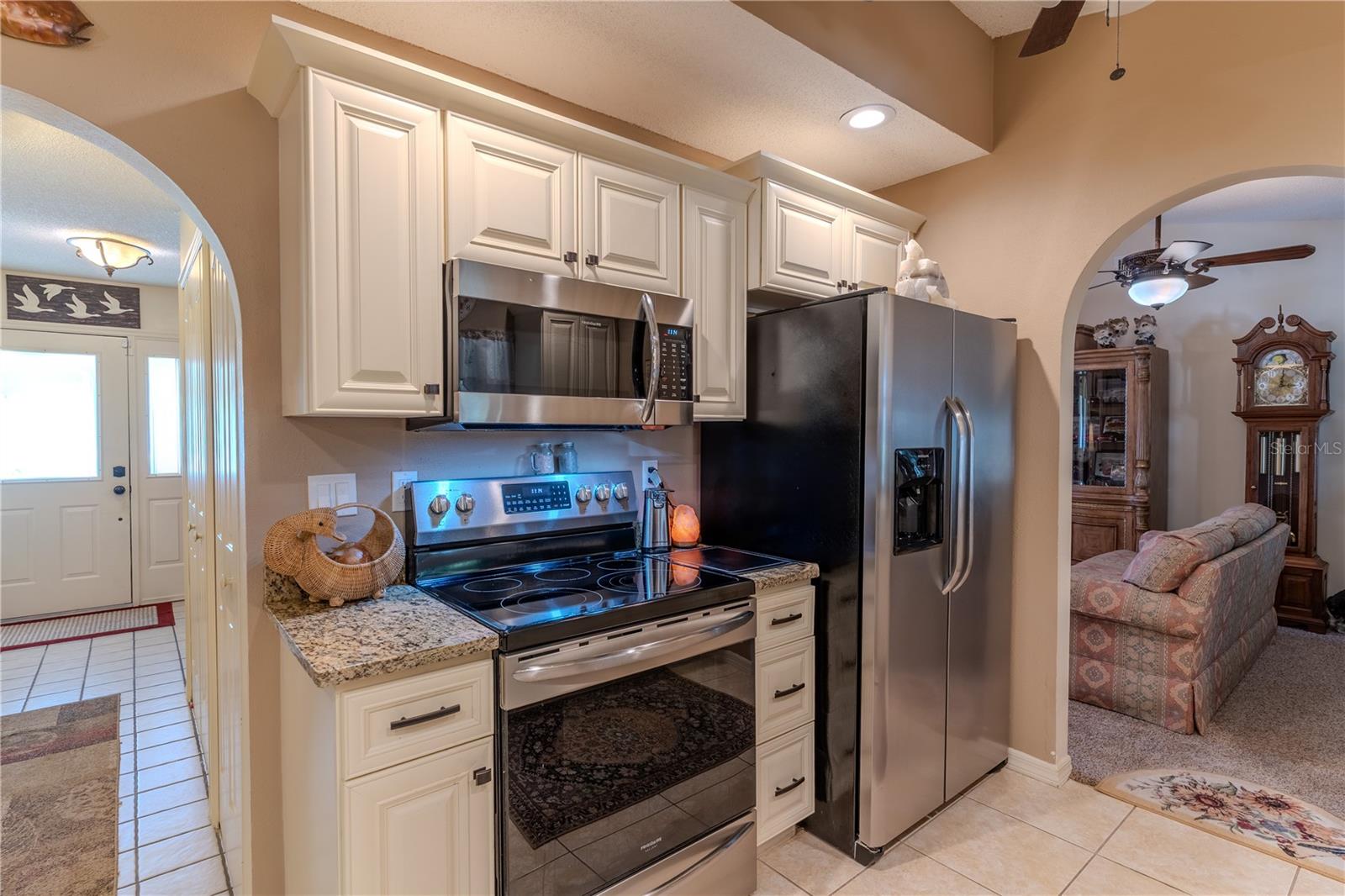 SUN N LAKES - Residential