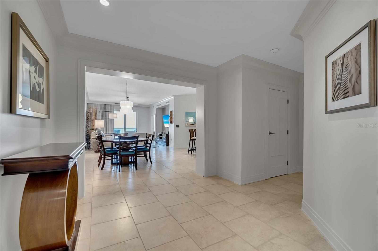 915 SEASIDE DRIVE 611