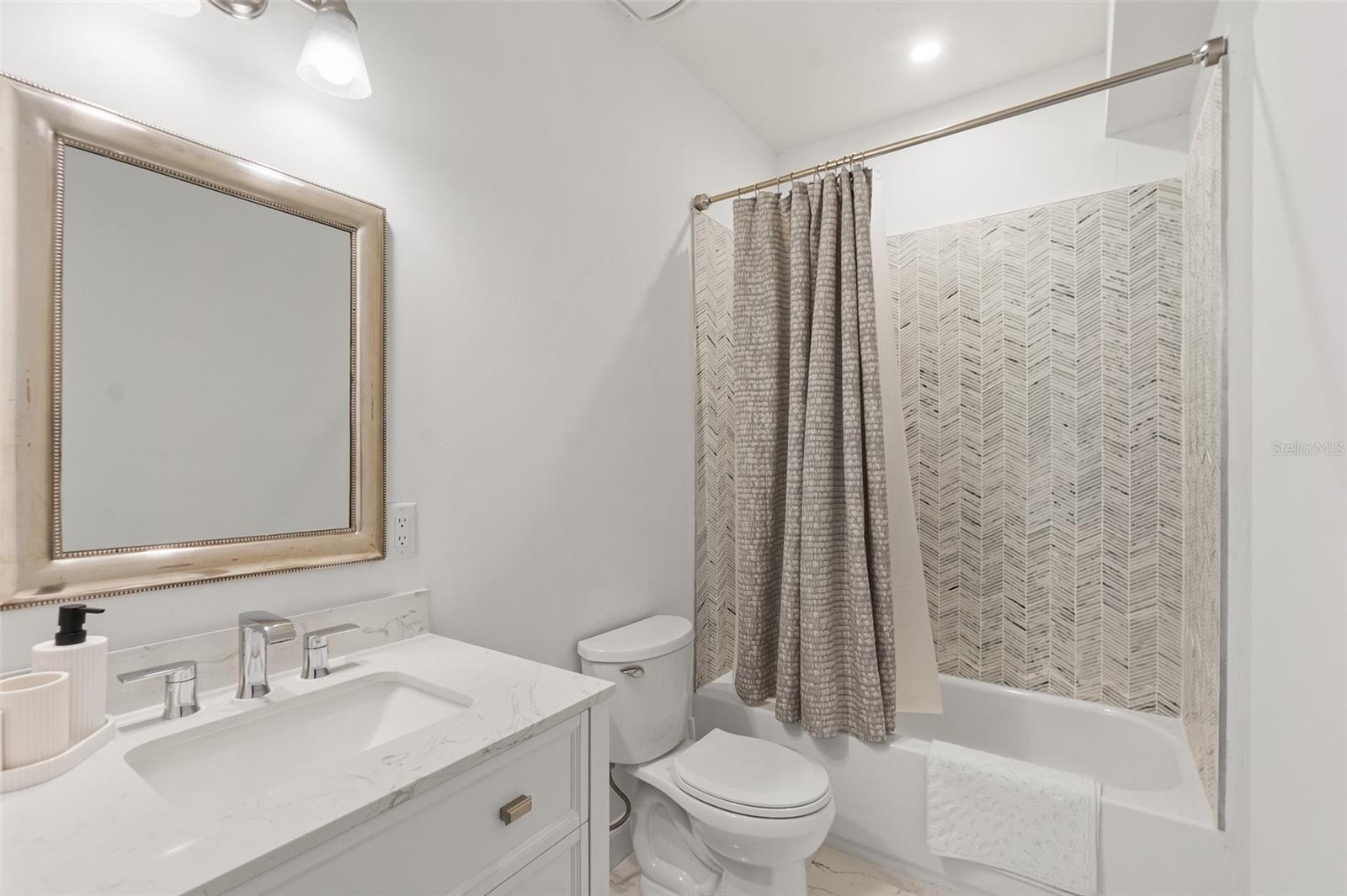 OCEAN RIDGE SUB - Residential