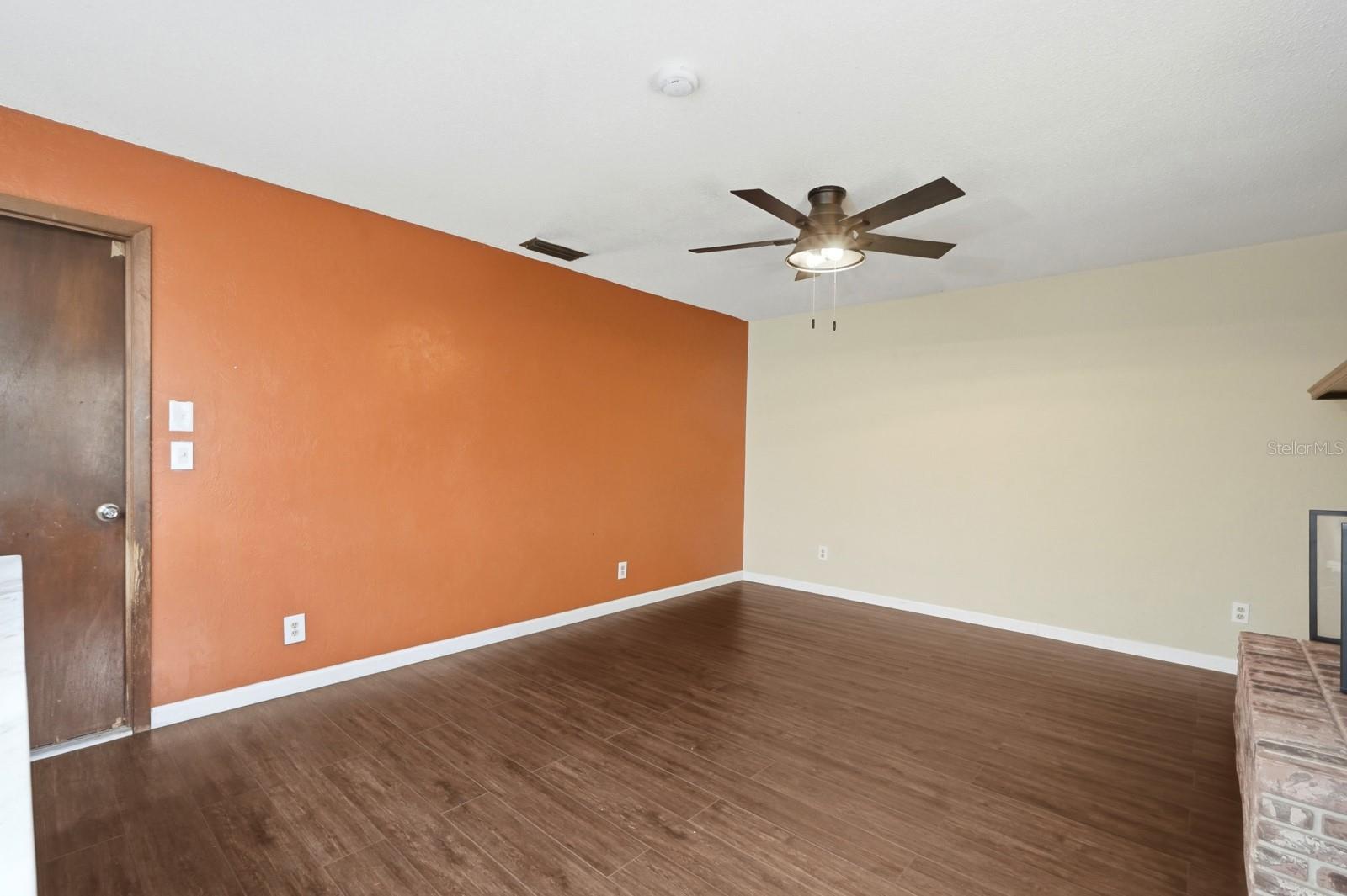 SHANGRI LA UNIT 01 - Residential