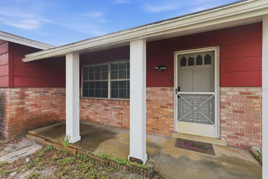 Photo of 1317 N Shangri La Drive, Daytona Beach, FL 32119 (MLS # V4947749)