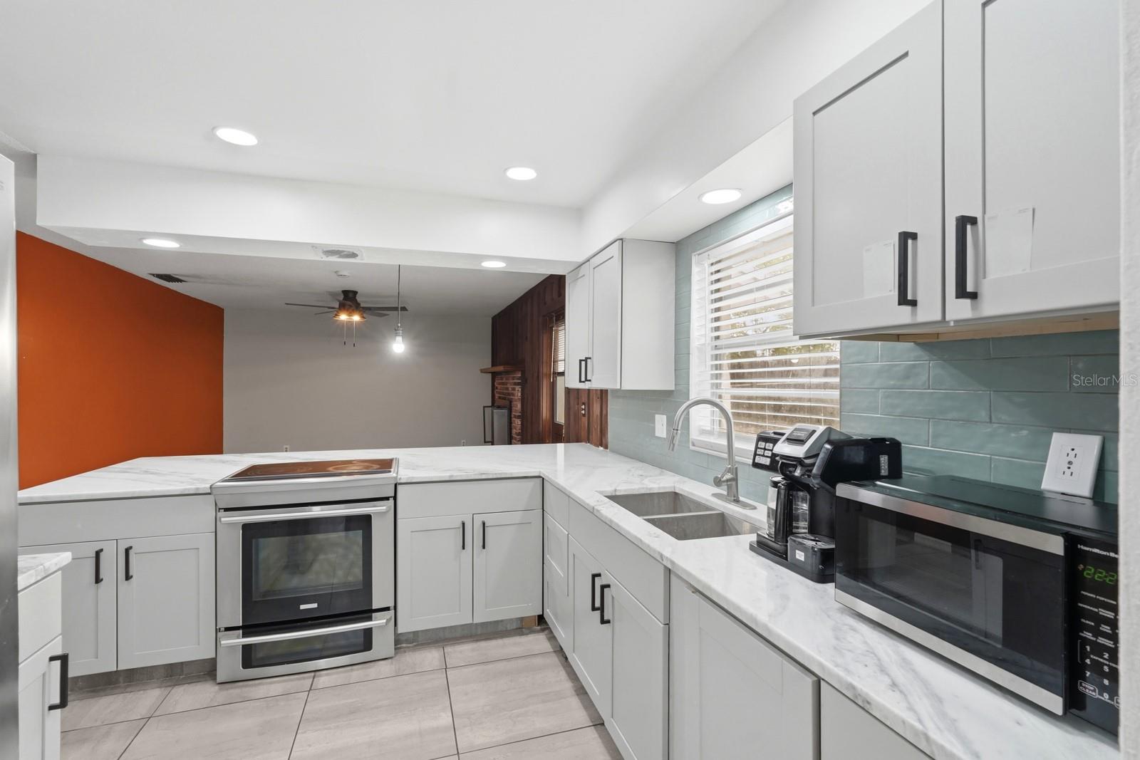 SHANGRI LA UNIT 01 - Residential