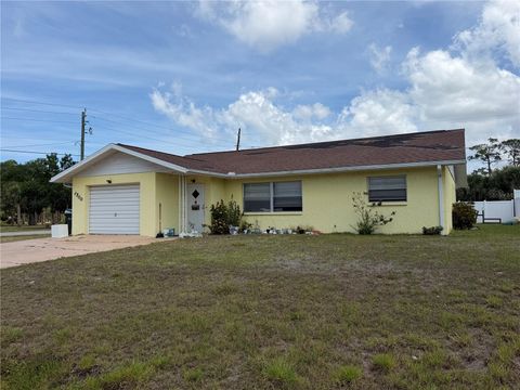 Photo of 1500 Rossanne Place, Englewood, FL 34223 (MLS # A4692675)