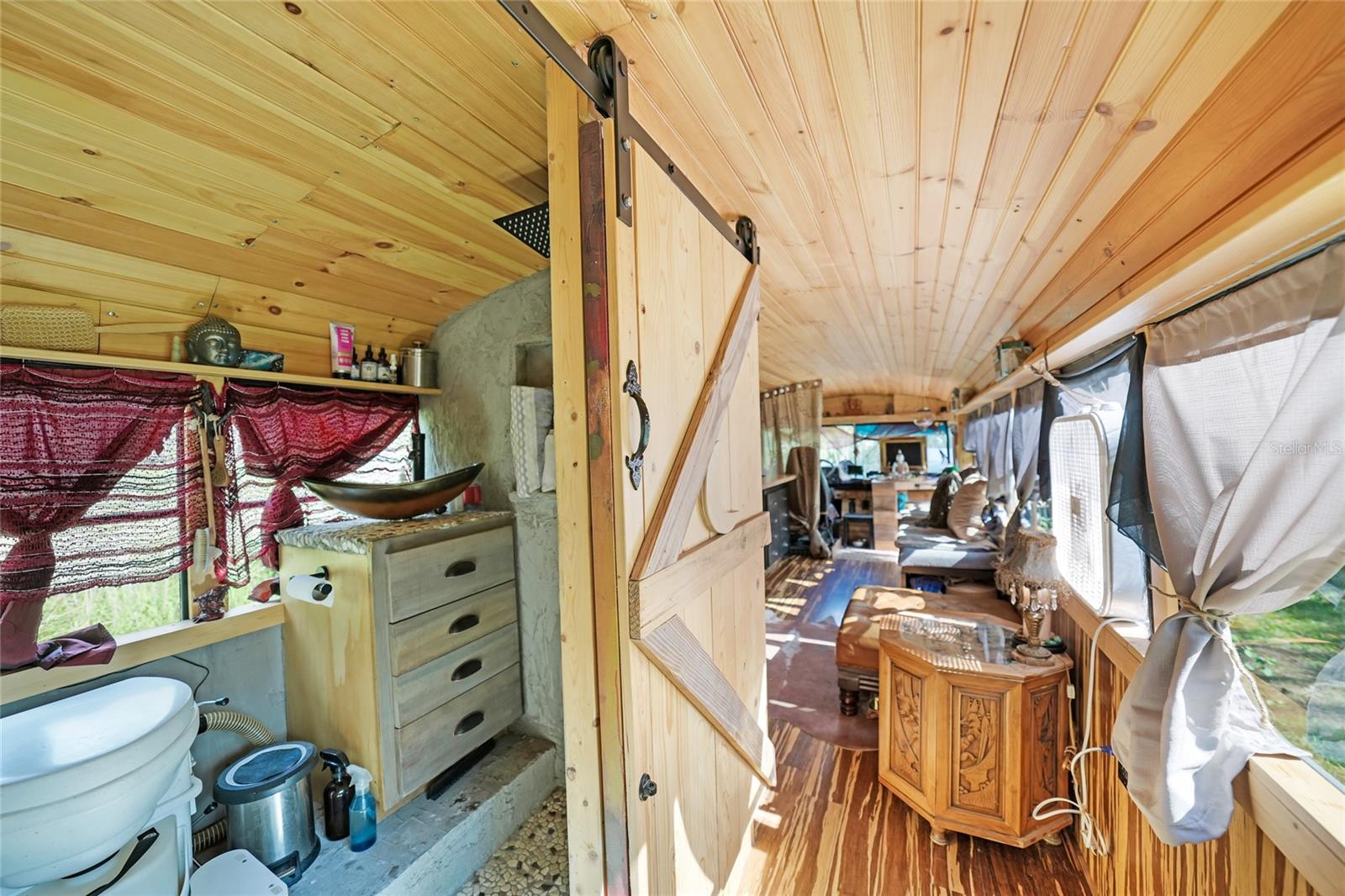 ROYAL PARK ESTATES - Land