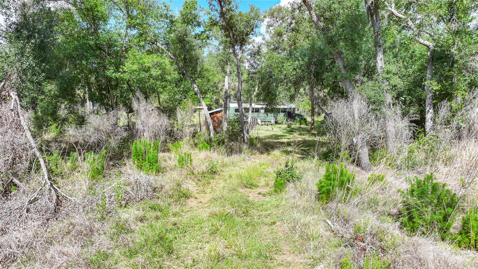 ROYAL PARK ESTATES - Land