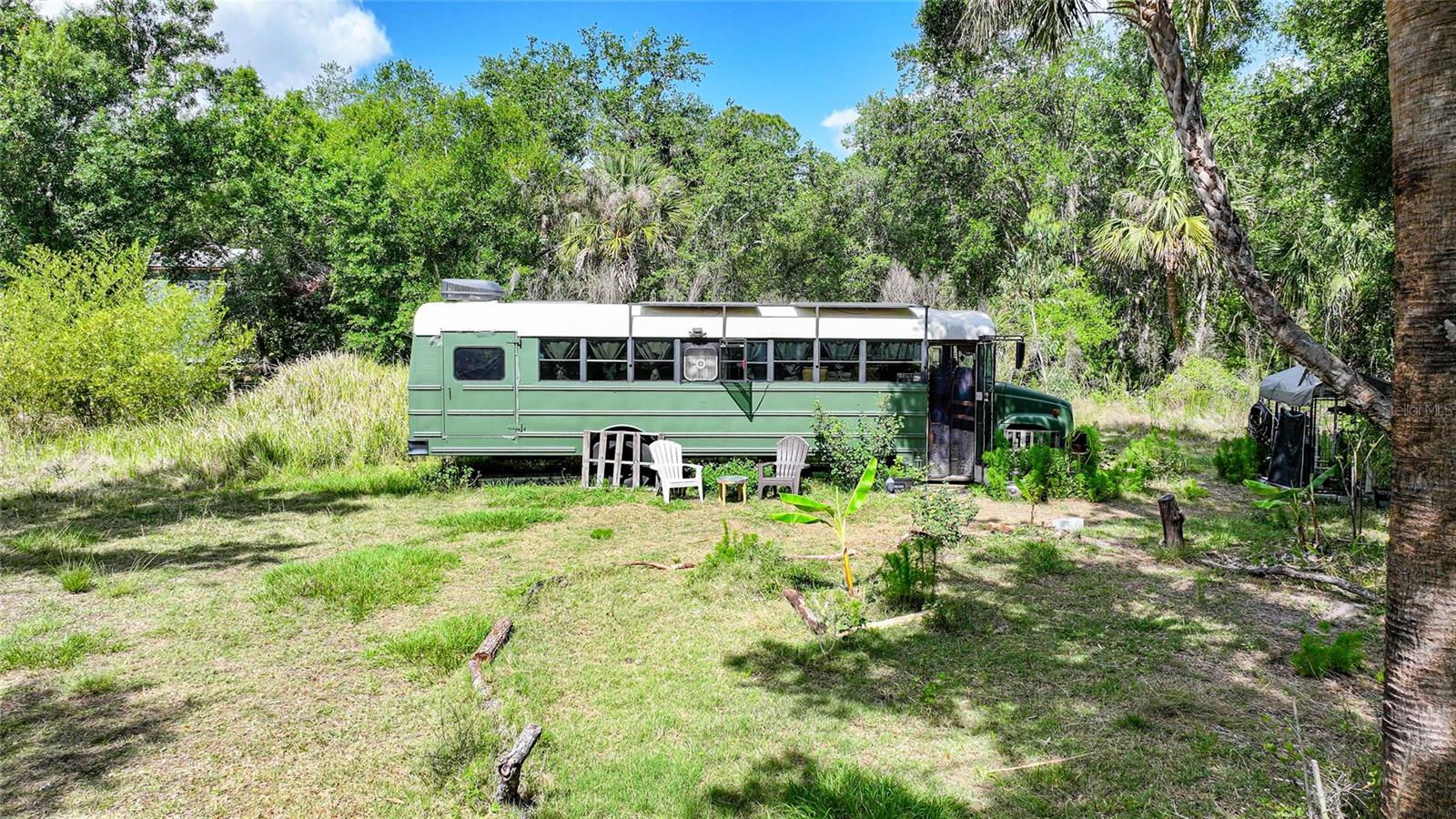 ROYAL PARK ESTATES - Land