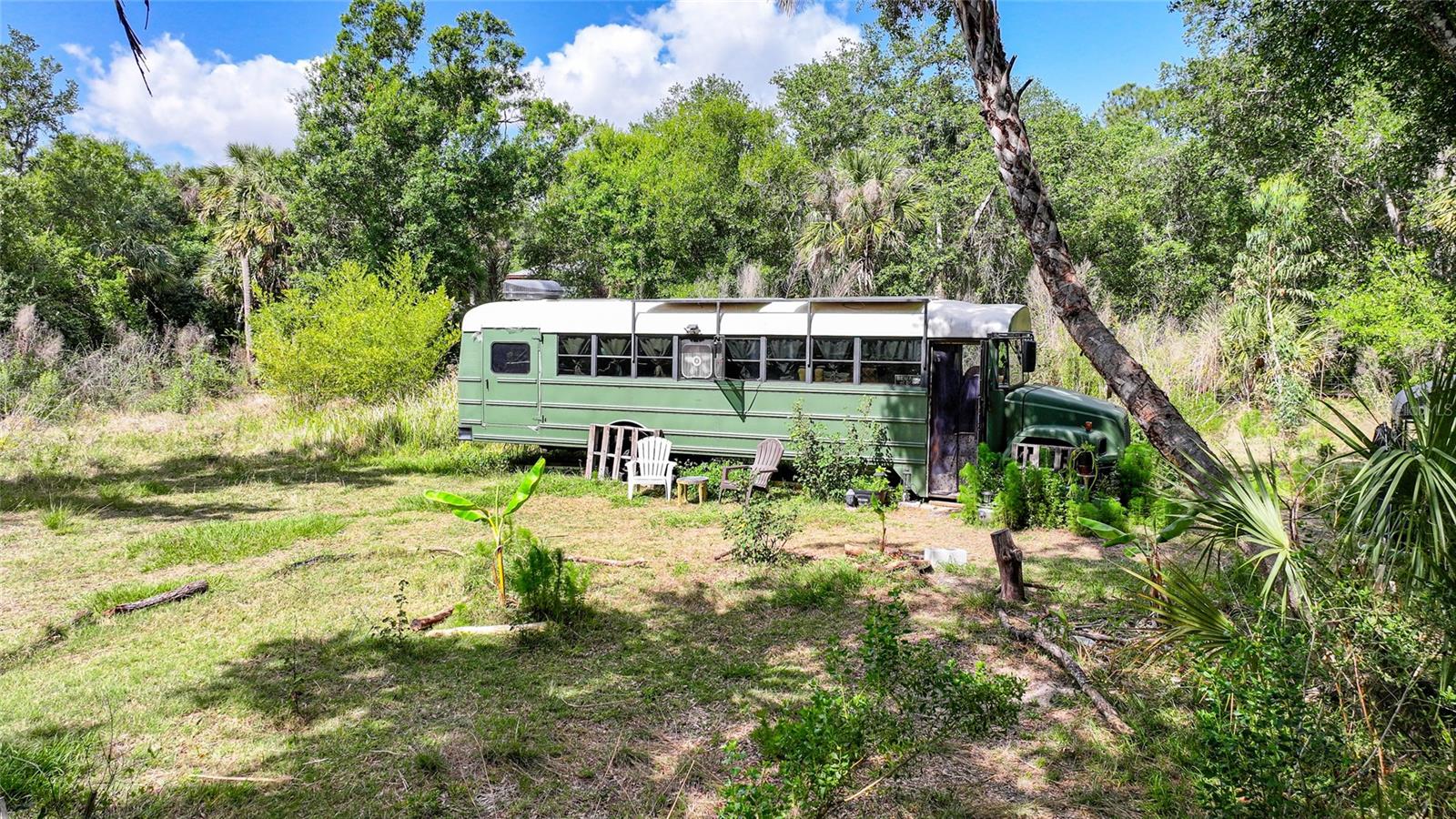 ROYAL PARK ESTATES - Land