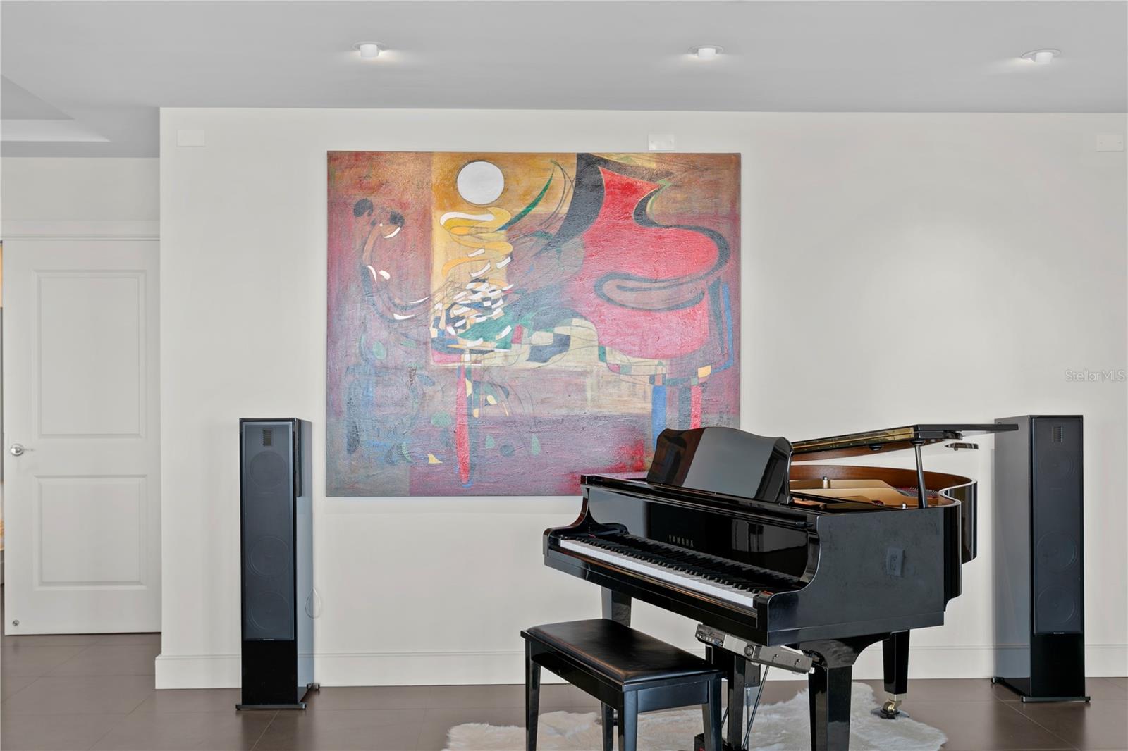 THE PLAZA HARBOUR ISLAND A CON - Residential